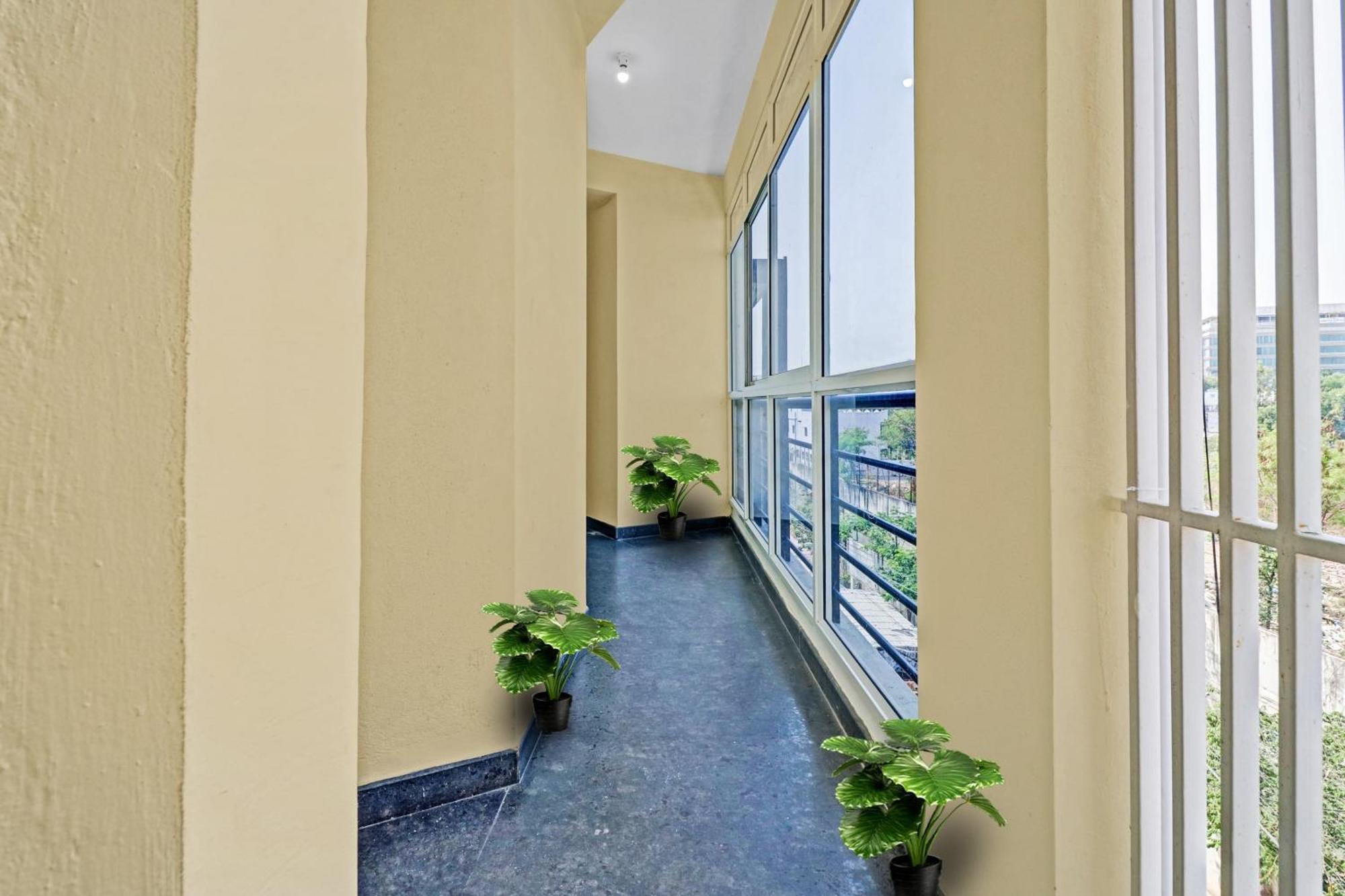 Hotel O Mn Residency Near Ragigudda Sri Prasanna Anjaneyaswamy Temple Bangalore Esterno foto